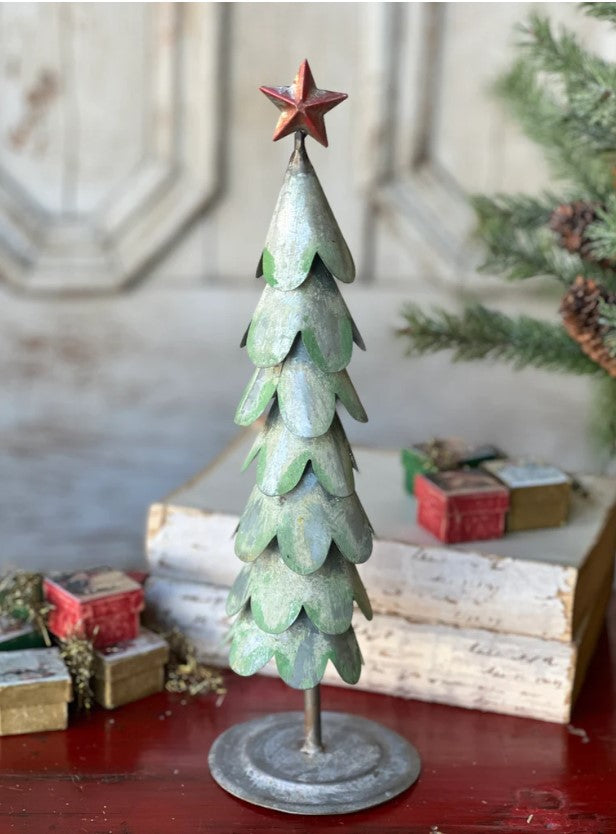 Evergreen w/ Star | 14"
