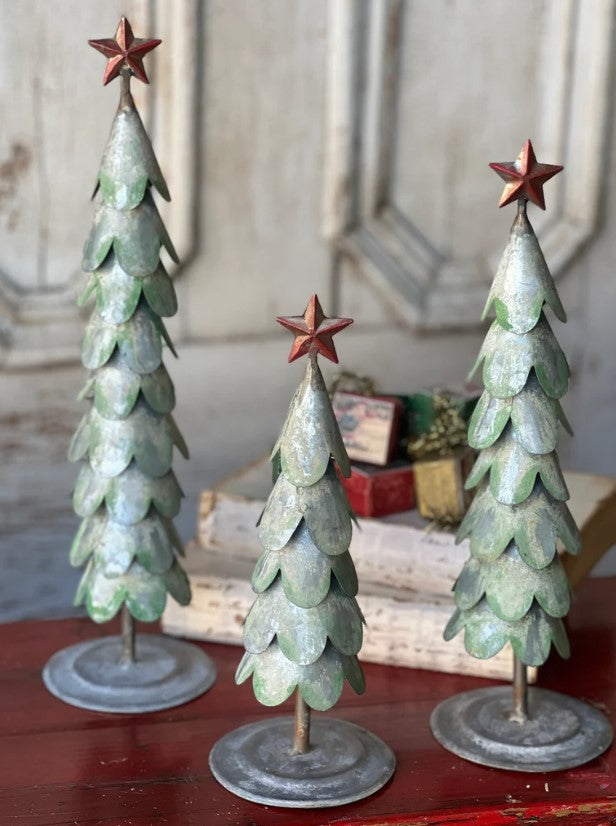 Evergreen w/ Star | 12"