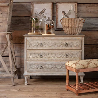 Garland Estate Chest