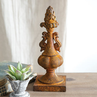 Blythe House Finial