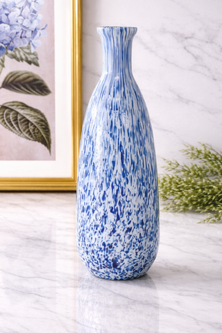 Blue Willow Cottage Vase