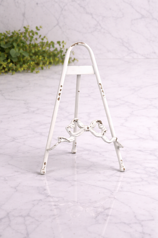 White Tabletop Easel w/Bow
