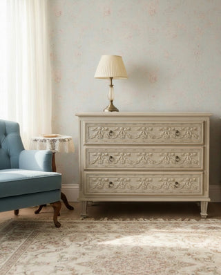 Garland Estate Chest